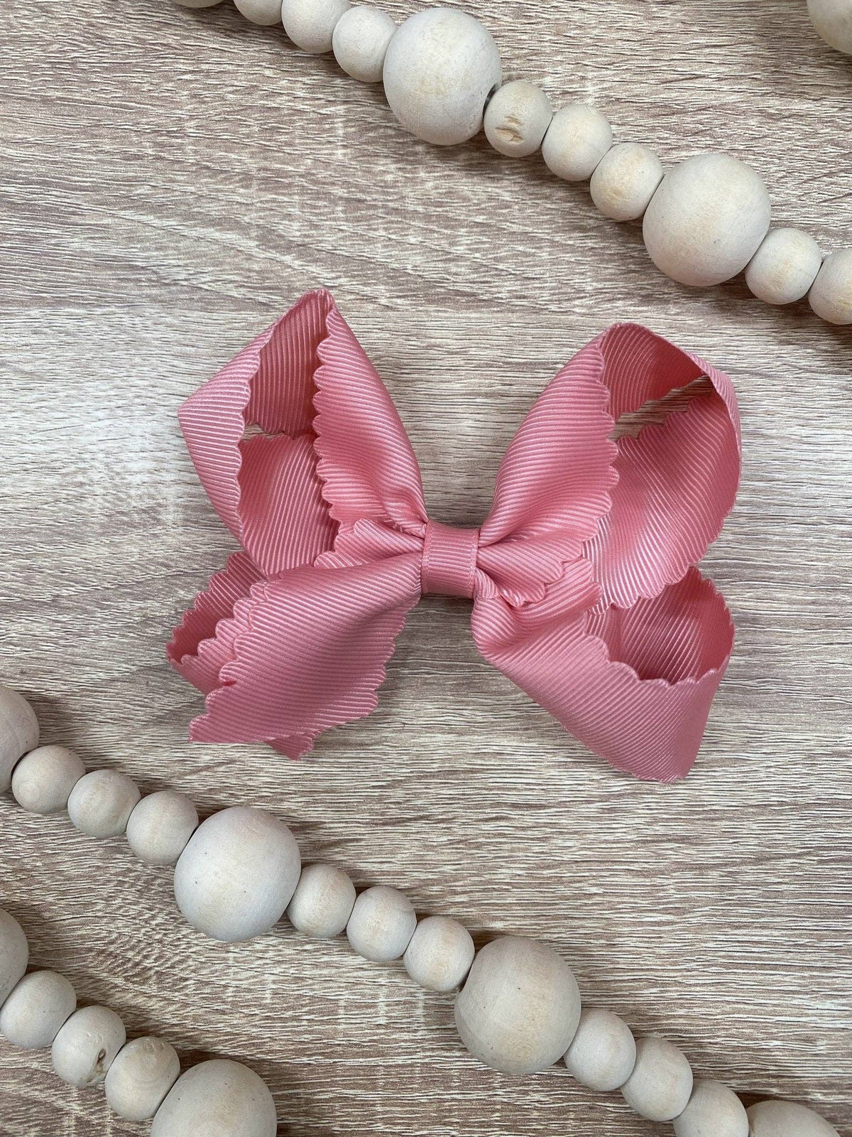 4.5" Classic Scalloped Hair Bow | Clip